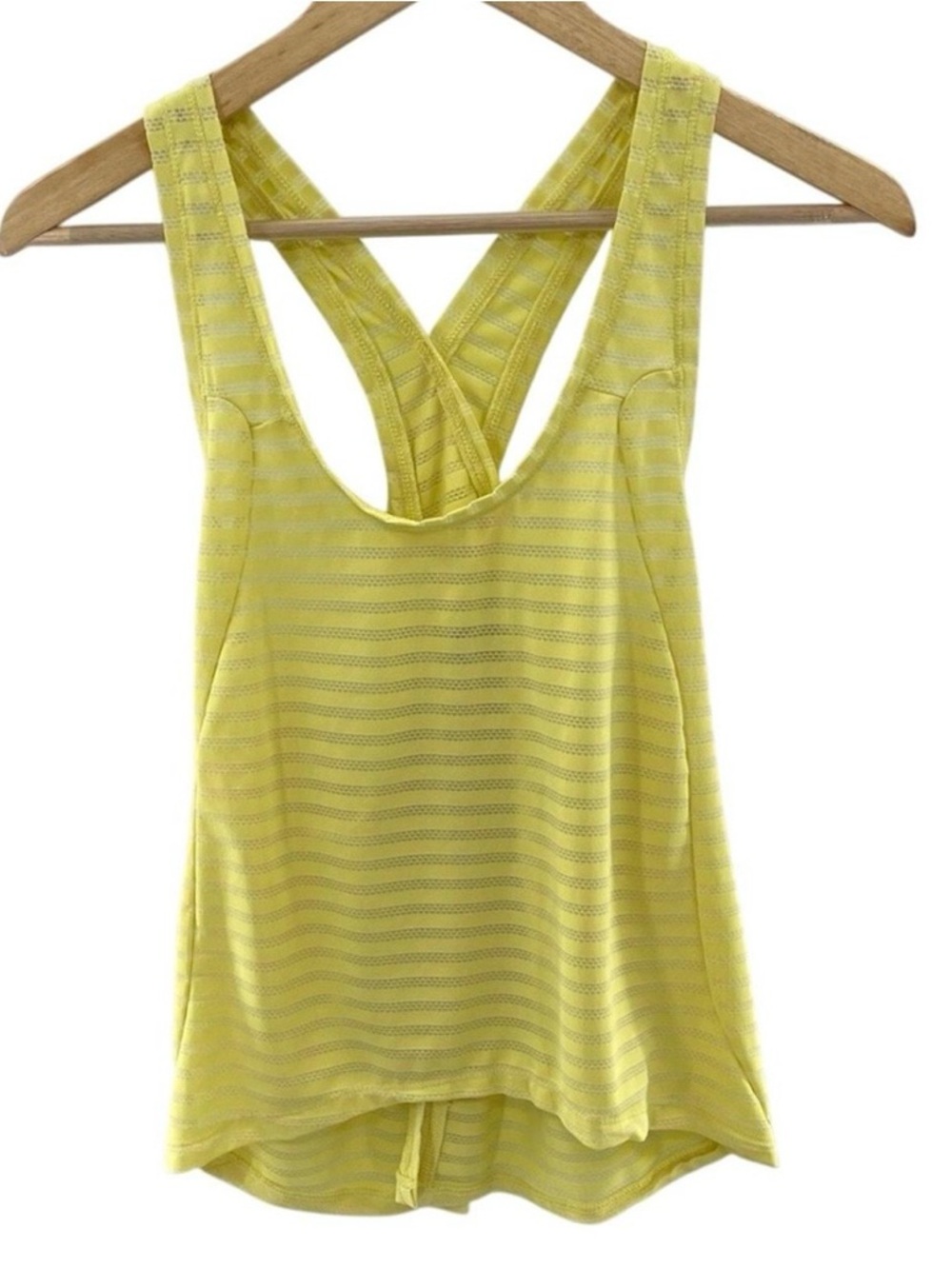 ZYIA Yellow Striped Athletic Tank Top Criss Cross Back Lightweight Workout Sz M